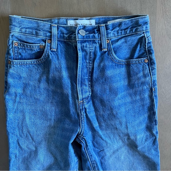 Aritzia Denim Forum The Farrah Hi-rise Wide Jean - Picture 4 of 9